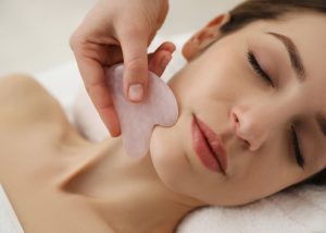 Ngọc Thạch Cạo Gió Massage Mặt 1 cao gio duong nhan la gi1