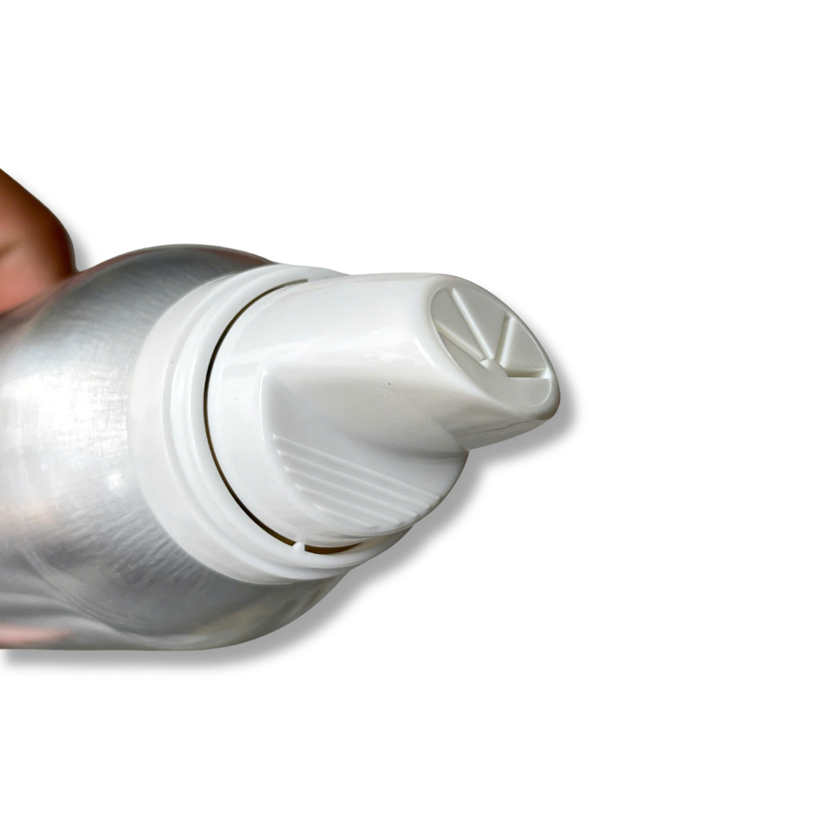 mousse-tao-kieu-butterfly-shadow-300ml-xam-va-hong-mem